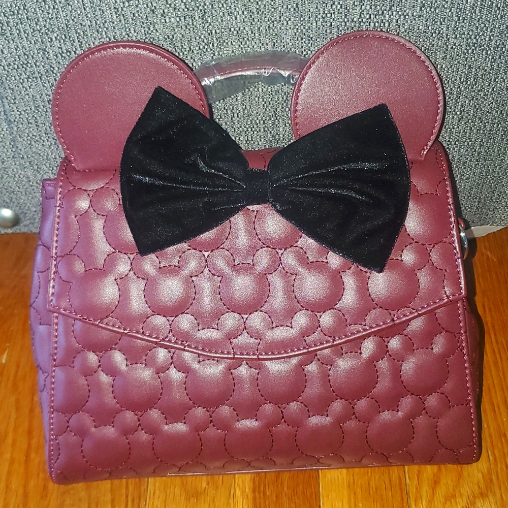 Minnie Mouse purse with Bow - NWT including strap still in original wrap
